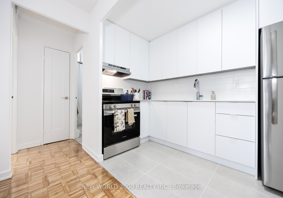 101-roehampton-avenue-toronto-ontario-c12493744