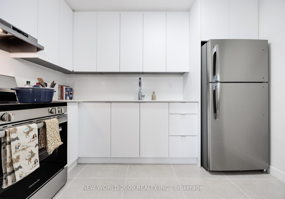 101-roehampton-avenue-toronto-ontario-c12493744