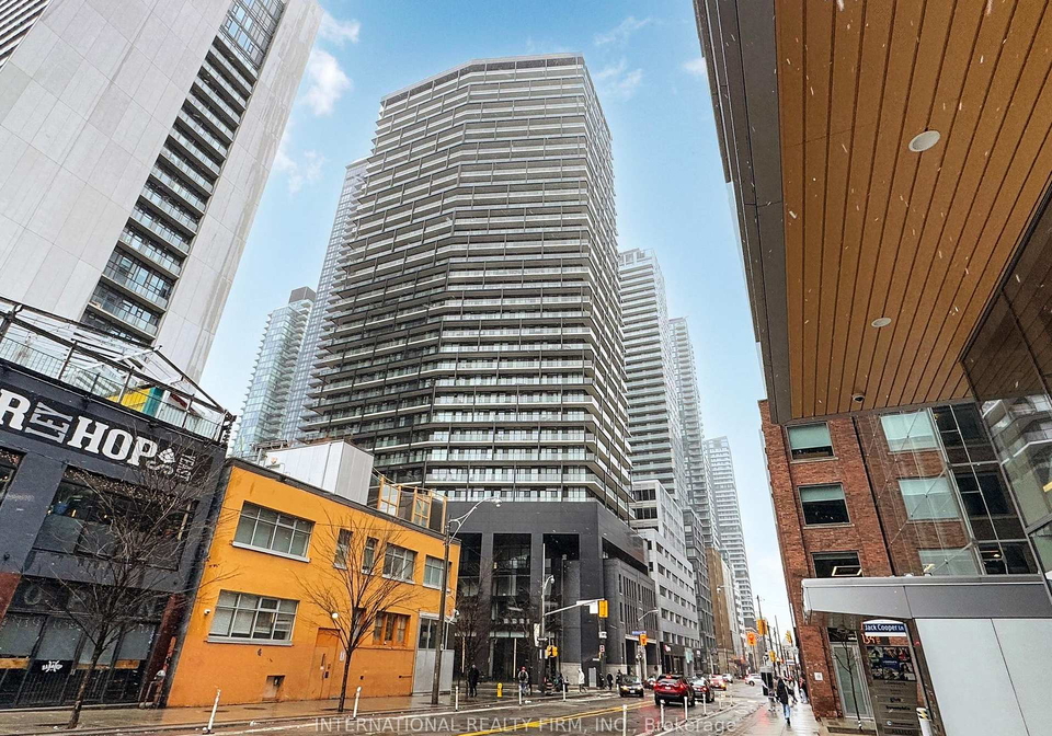125-peter-street-toronto-ontario-c12493770