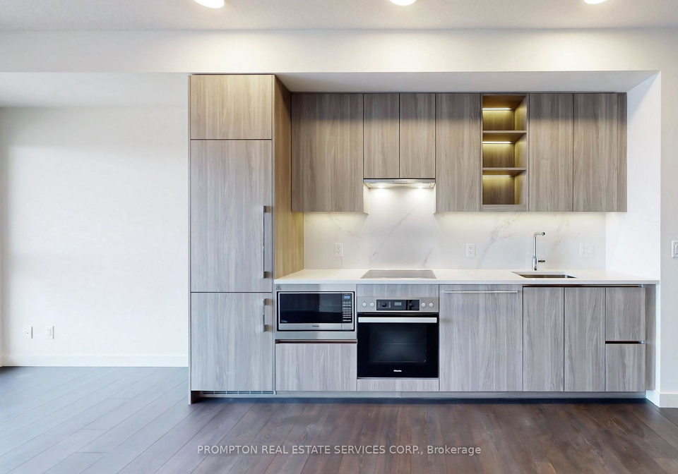 25-mcmahon-drive-north-york-ontario-c12494224