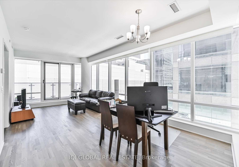 1-bloor-street-e-toronto-ontario-c12494330