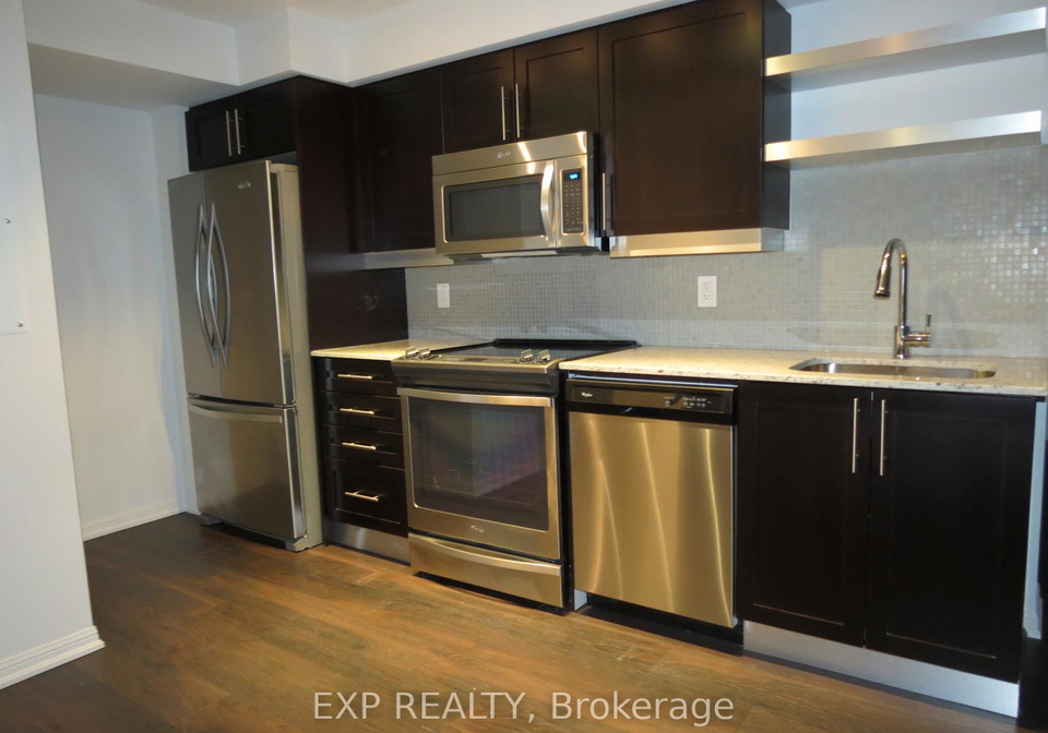 400-adelaide-street-toronto-ontario-c12494348