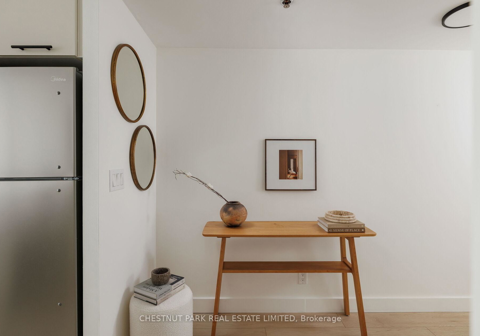 21-nelson-street-toronto-ontario-c12494774