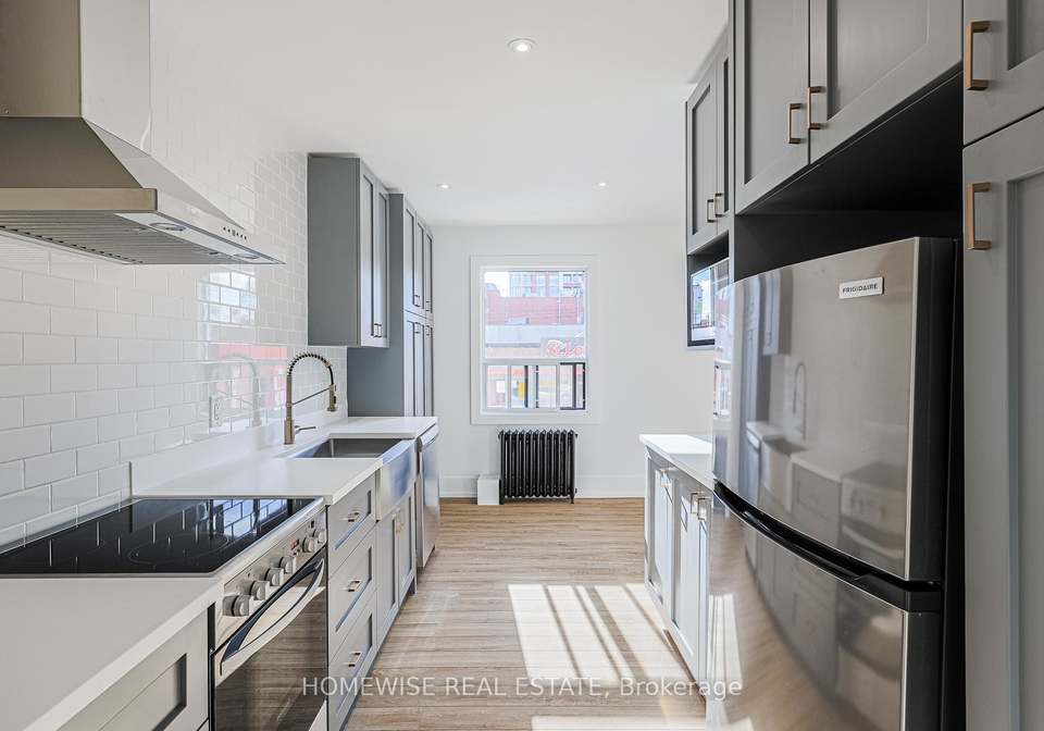 2066-yonge-street-toronto-ontario-c12495216