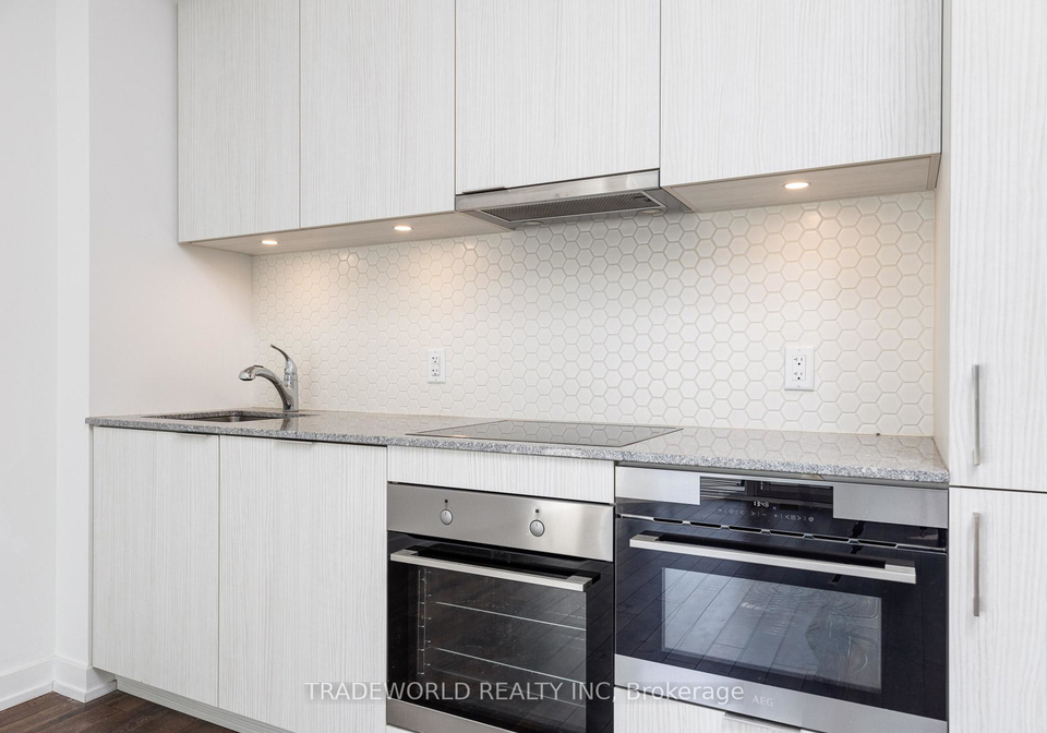 158-front-street-e-toronto-ontario-c12495416