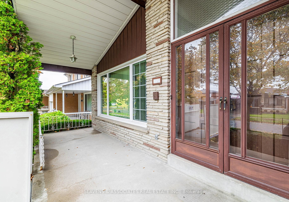 84-charlton-boulevard-toronto-ontario-c12495516