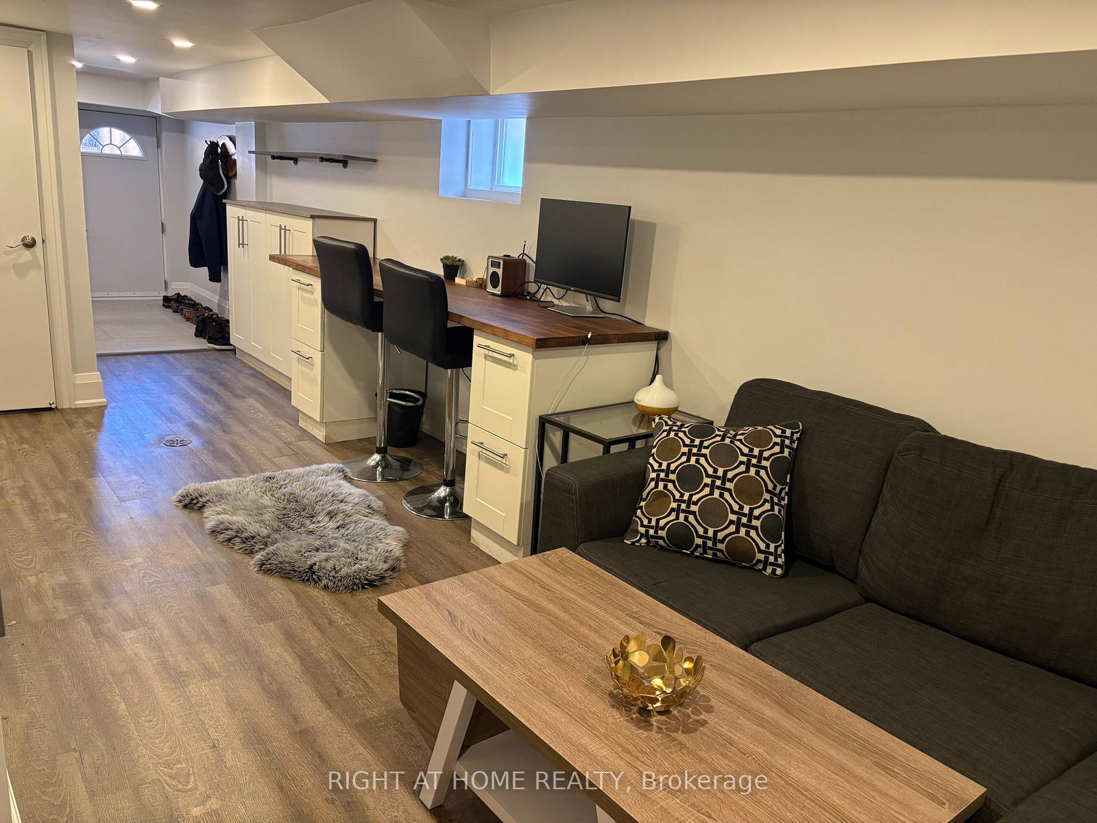 39-amherst-avenue-toronto-ontario-c12495872