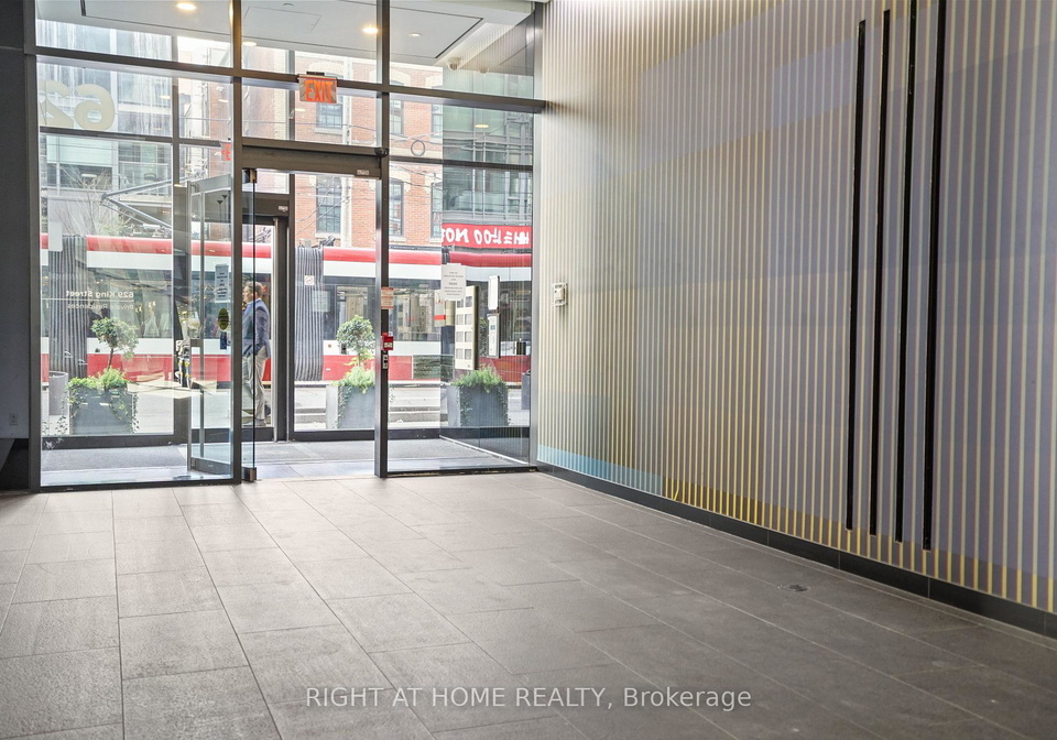 629-king-street-w-toronto-ontario-c12495926