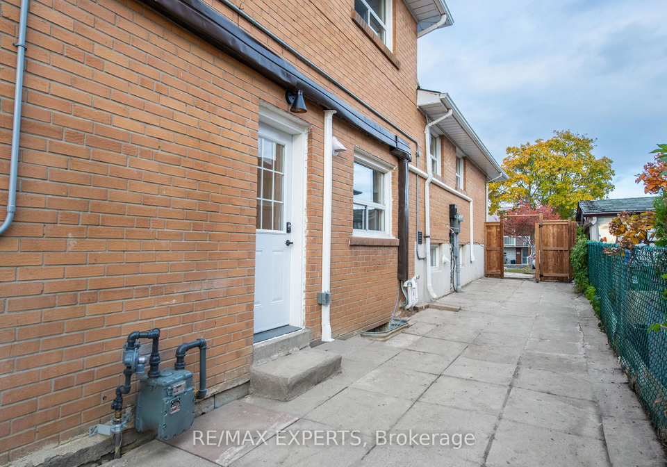 59-bowhill-crescent-north-york-ontario-c12496372