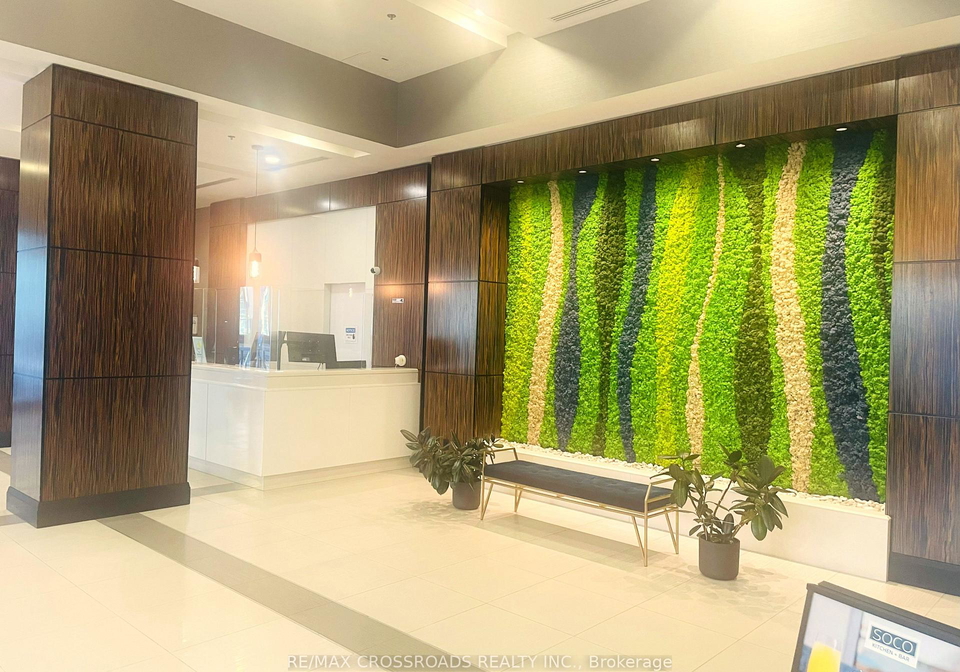 19-grand-trunk-crescent-toronto-ontario-c12496382