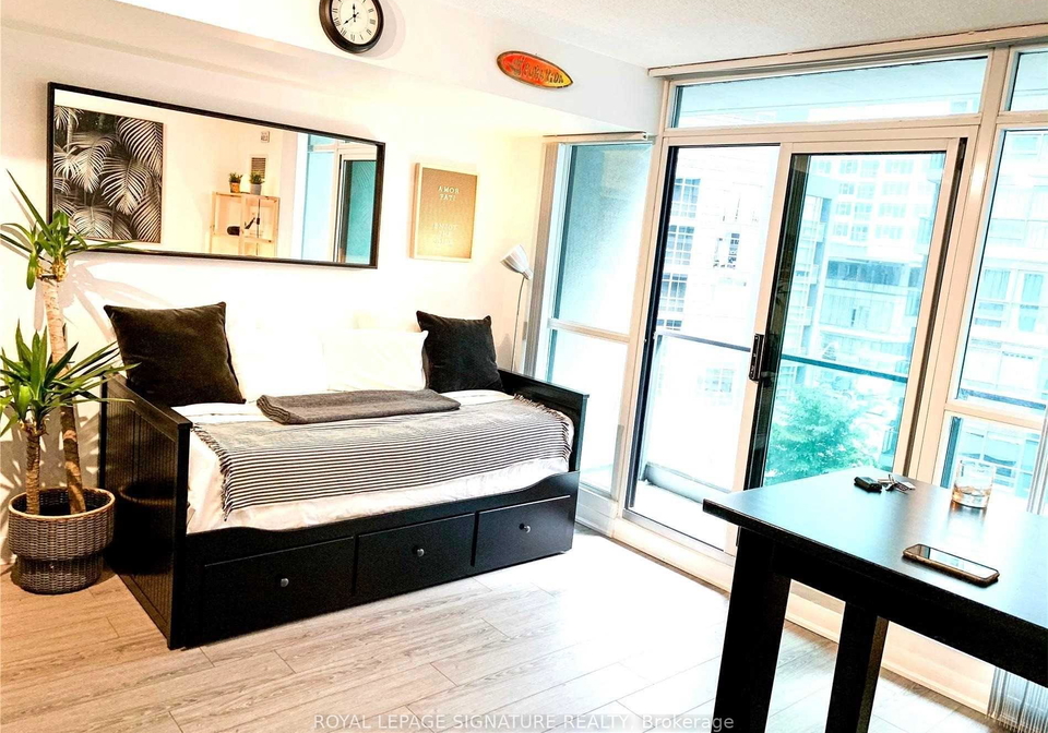 600-fleet-street-w-toronto-ontario-c12496924