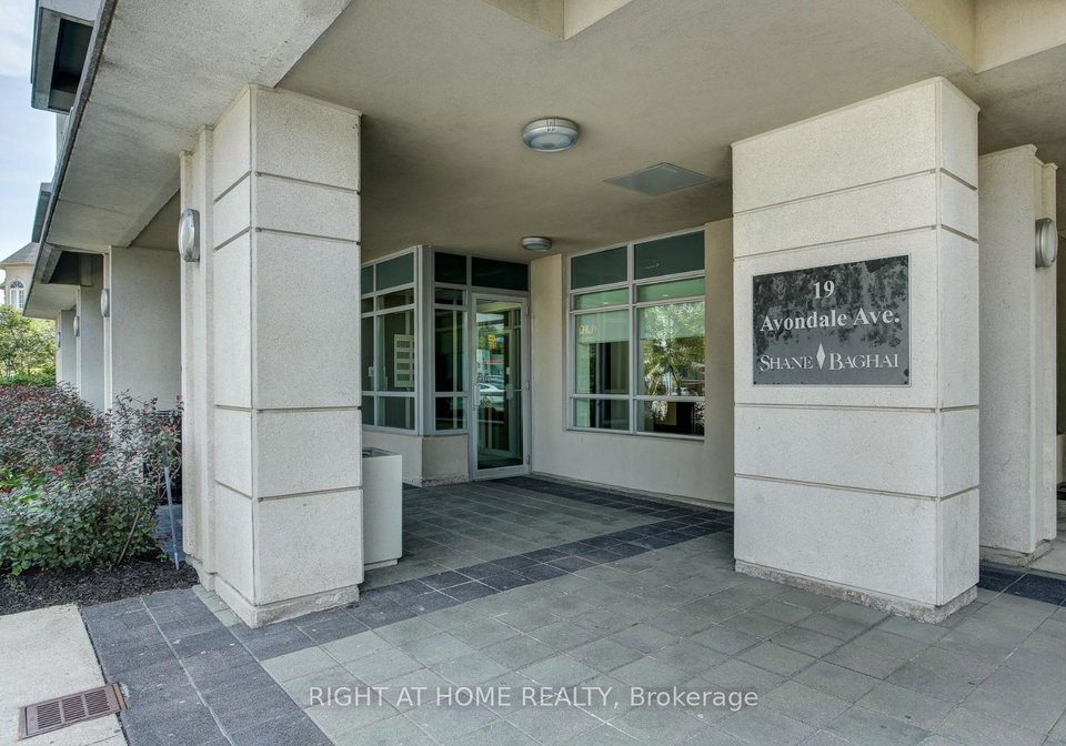 19-avondale-avenue-north-york-ontario-c12497048