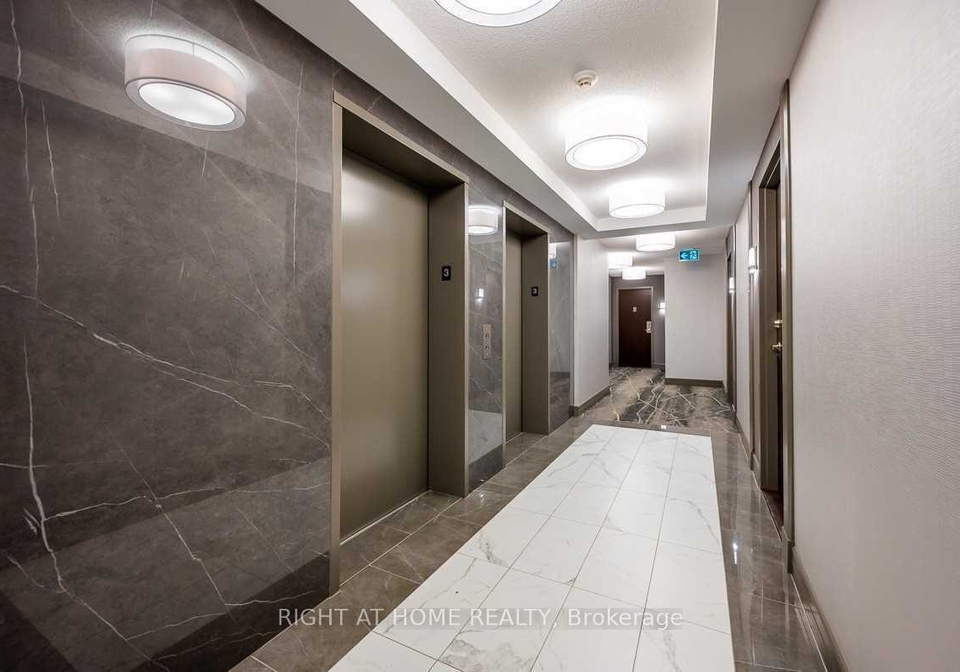 19-avondale-avenue-north-york-ontario-c12497048