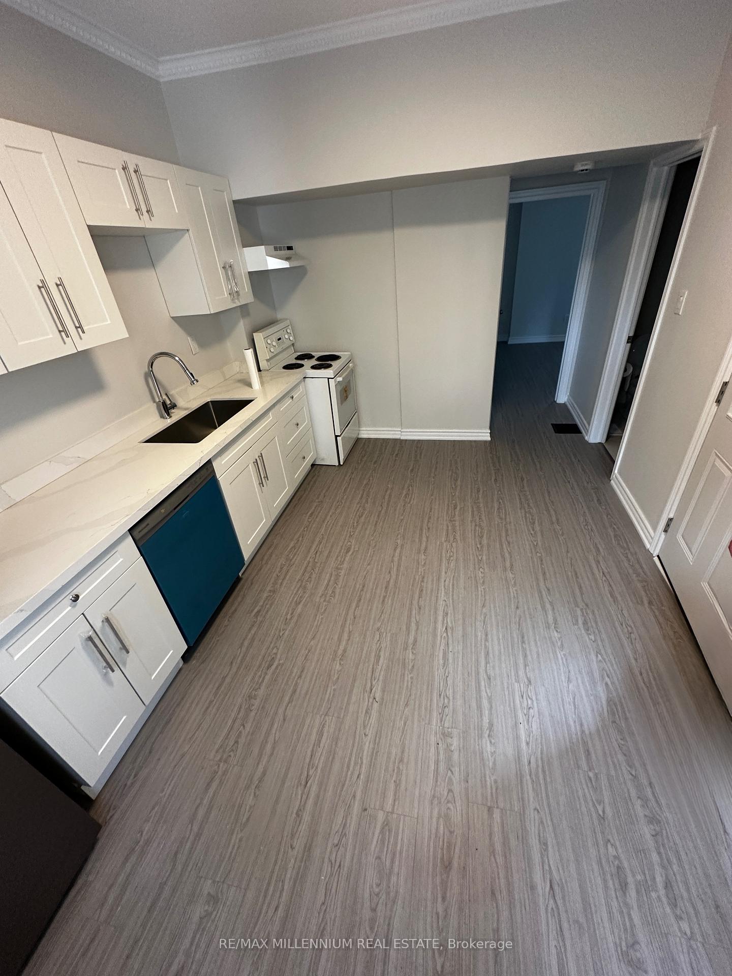 25-howard-street-toronto-ontario-c12497120