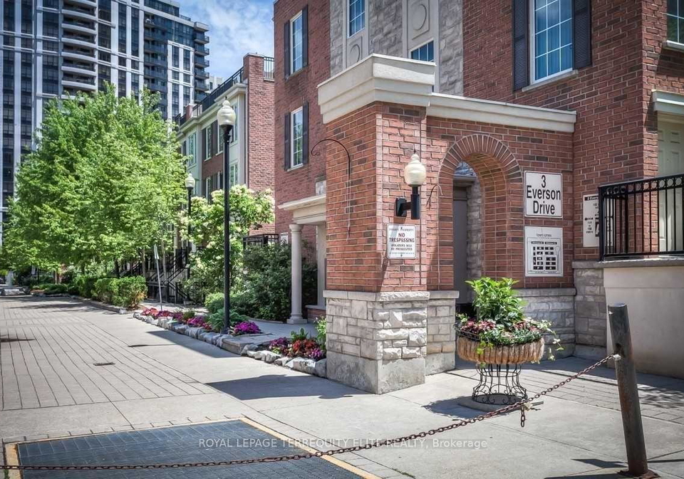 3-everson-drive-north-york-ontario-c12498120