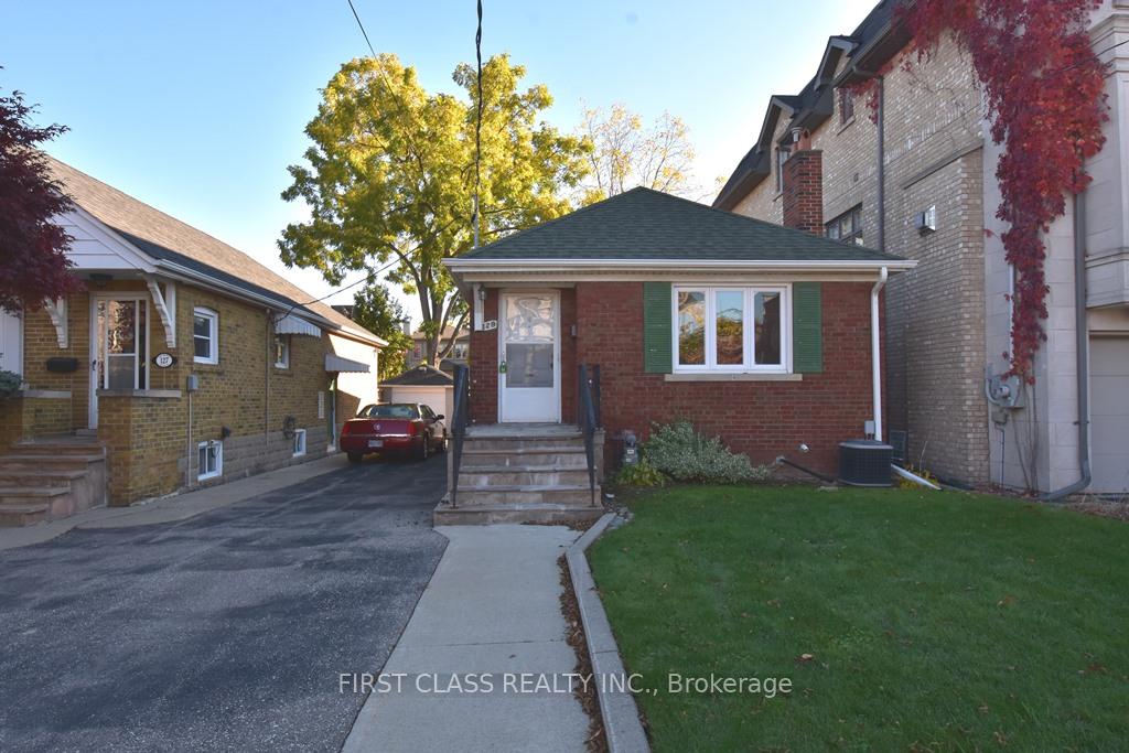 129-felbrigg-avenue-toronto-ontario-c12498124