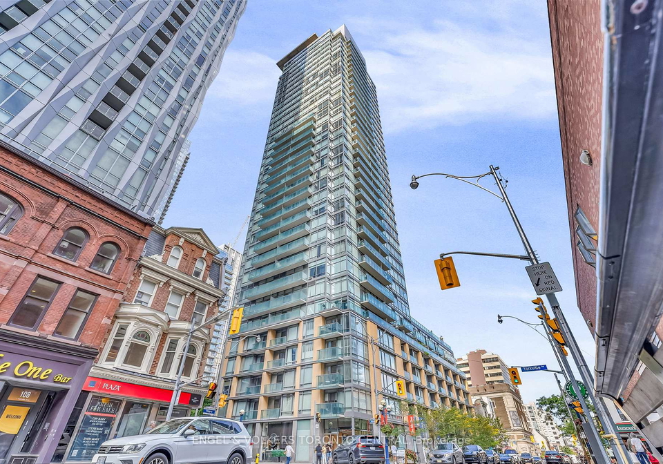 18-yorkville-avenue-toronto-ontario-c12498200