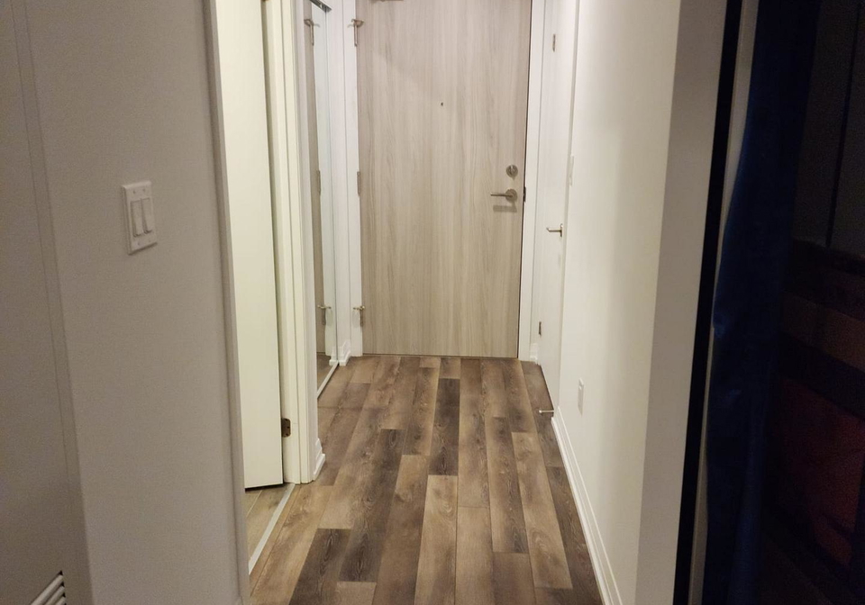75-canterbury-place-e-toronto-ontario-c12498356