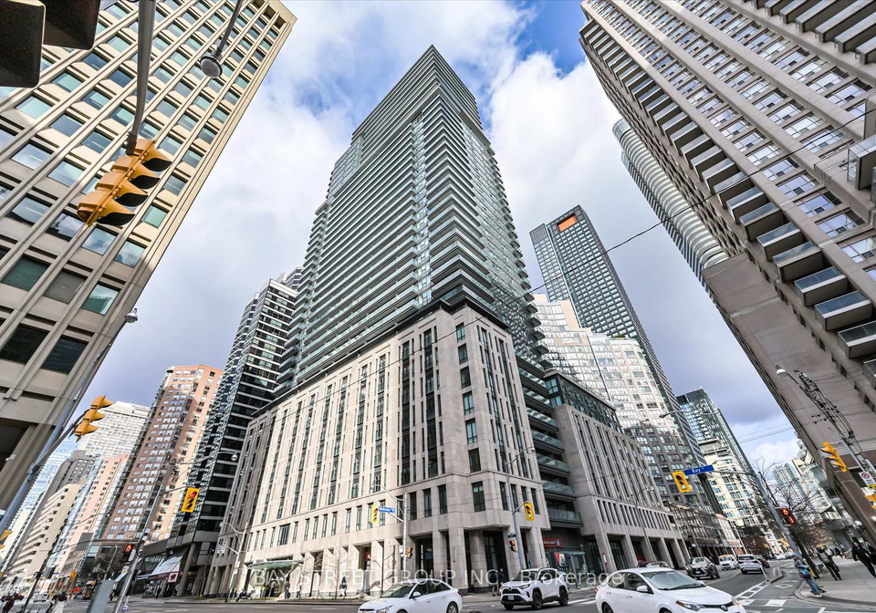 955-bay-street-toronto-ontario-c12498446