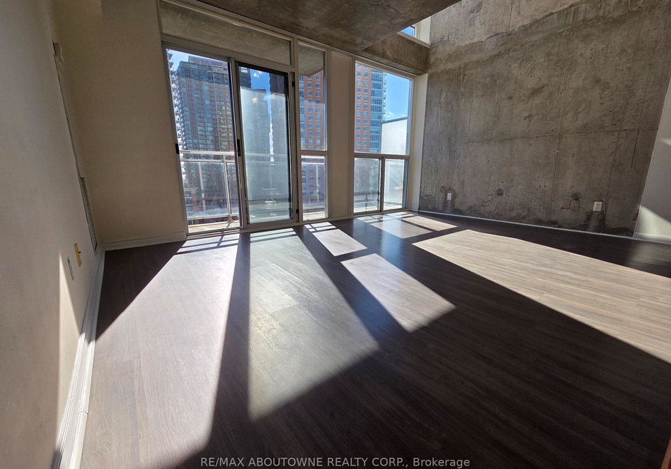 1029-king-street-w-toronto-ontario-c12498664