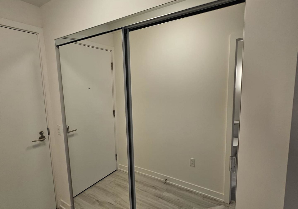 110-broadway-avenue-toronto-ontario-c12498796