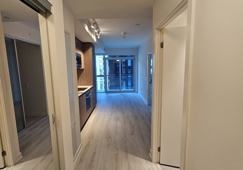 110-broadway-avenue-toronto-ontario-c12498796