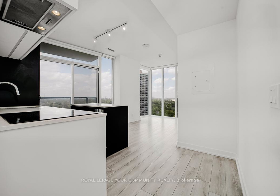 33-helendale-avenue-n-toronto-ontario-c12499024