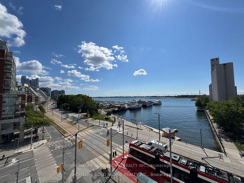 600-queens-quay-w-toronto-ontario-c12499788