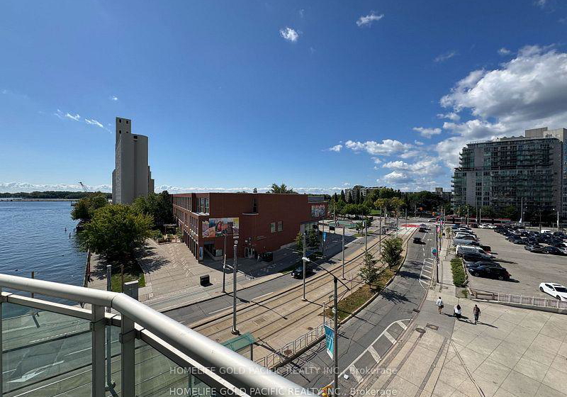 600-queens-quay-w-toronto-ontario-c12499788