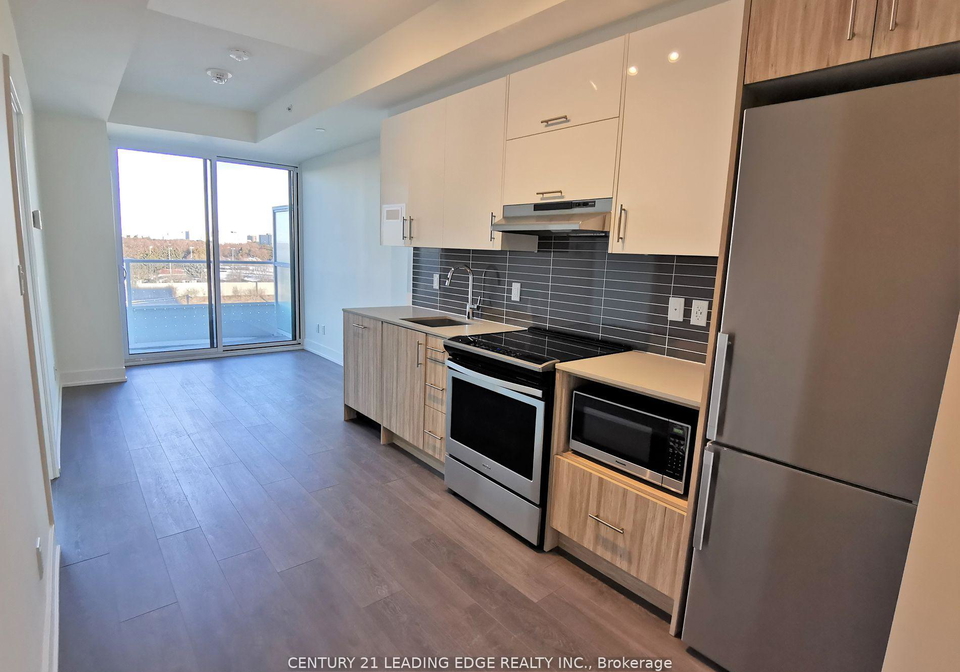 180-fairview-mall-drive-north-york-ontario-c12499834