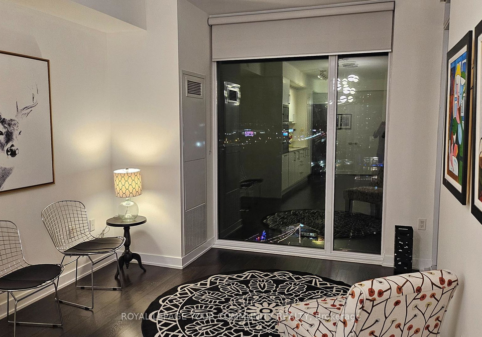 27-bathurst-street-toronto-ontario-c12499916