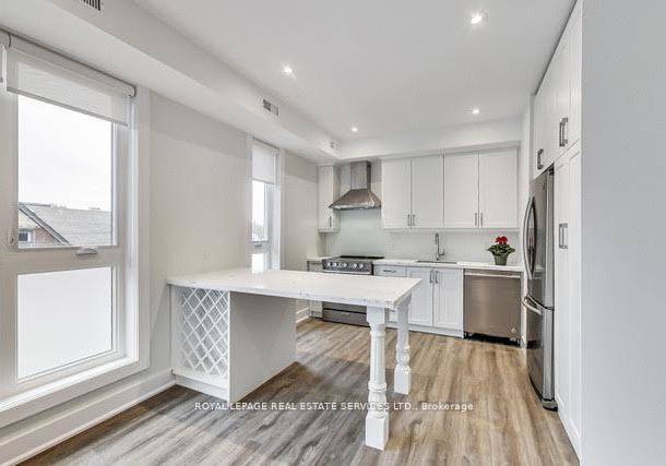 235-davenport-road-toronto-ontario-c12499968