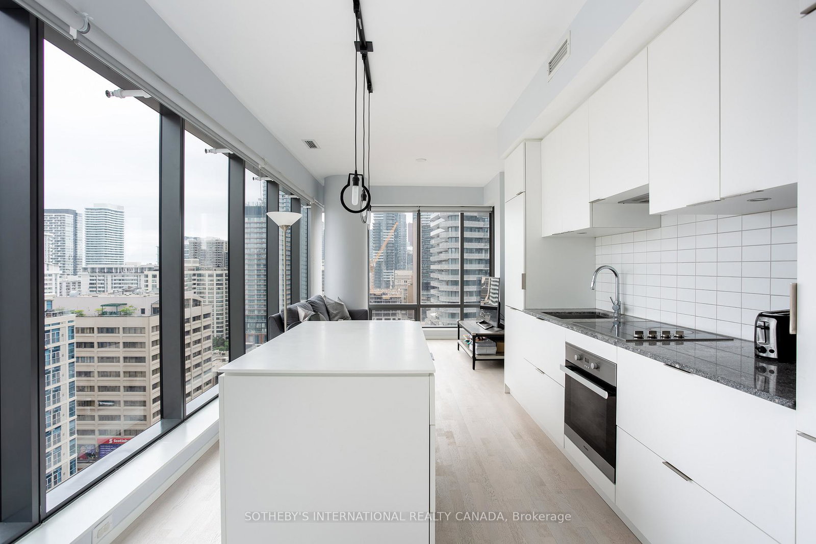 5-st-joseph-street-toronto-ontario-c12499986