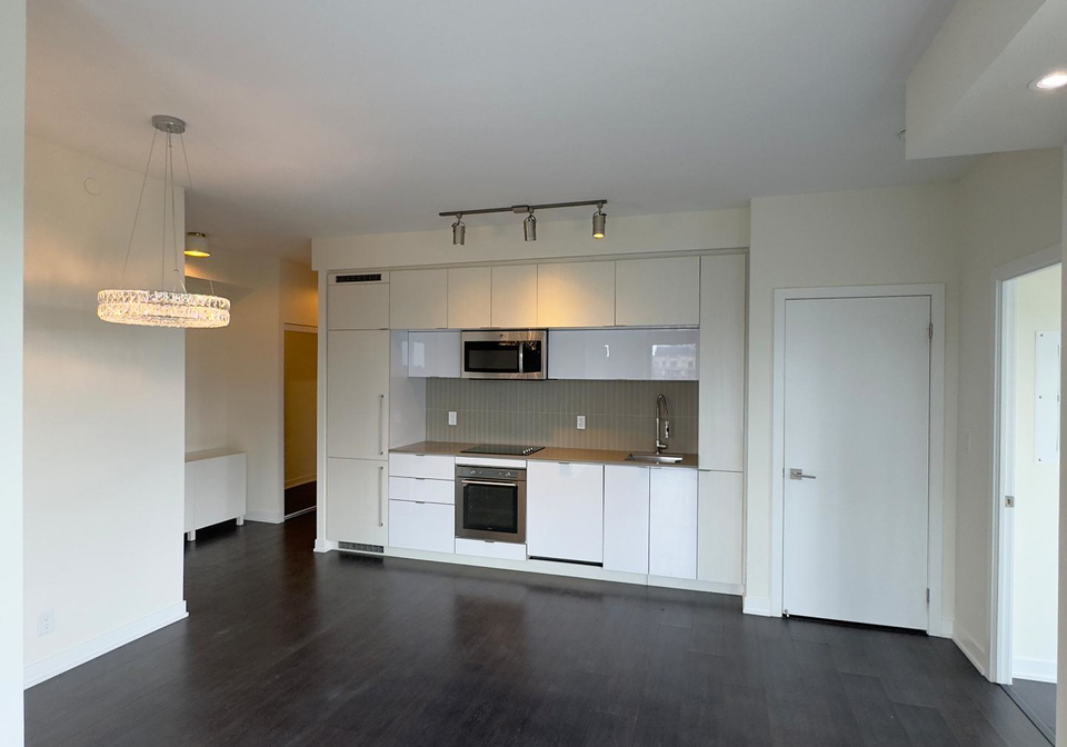28-avondale-avenue-north-york-ontario-c12500120