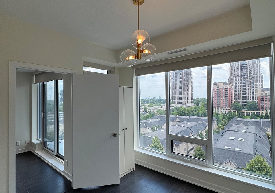28-avondale-avenue-north-york-ontario-c12500120
