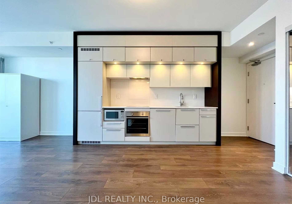 15-grenville-street-toronto-ontario-c12500148