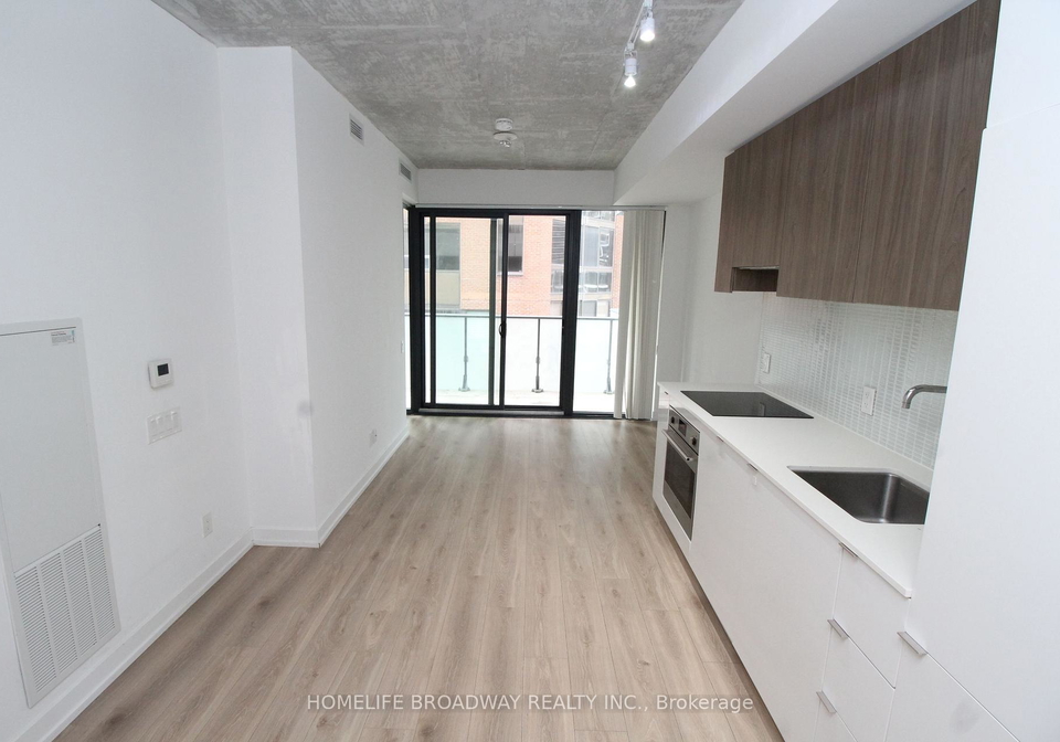 161-roehampton-avenue-toronto-ontario-c12500260