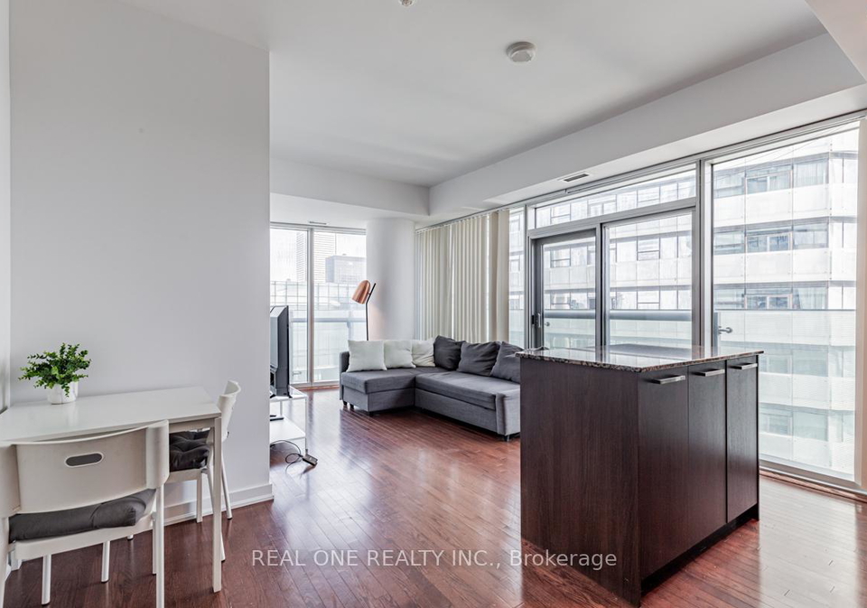12-york-street-toronto-ontario-c12500356