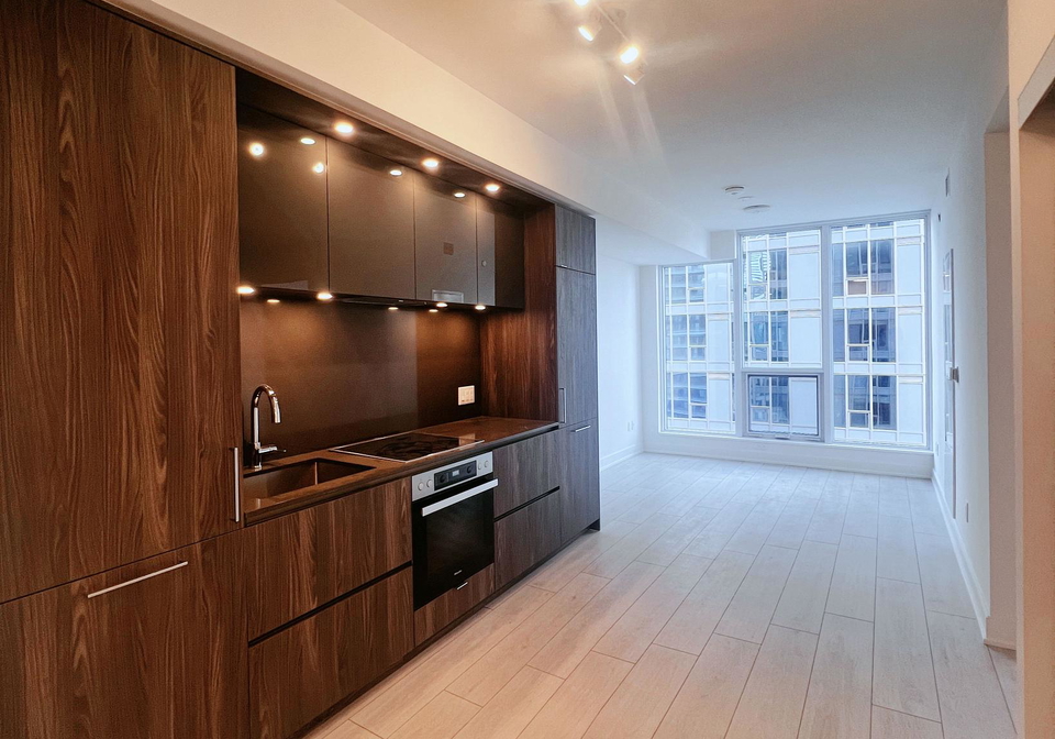 35-mercer-street-toronto-ontario-c12500582