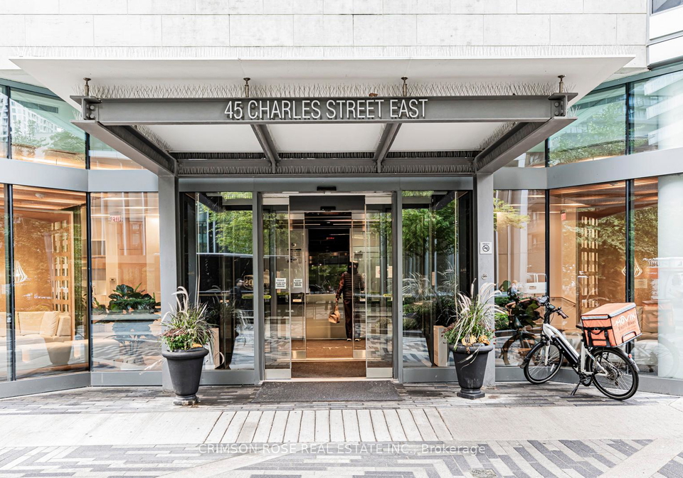 45-charles-street-e-toronto-ontario-c12500780