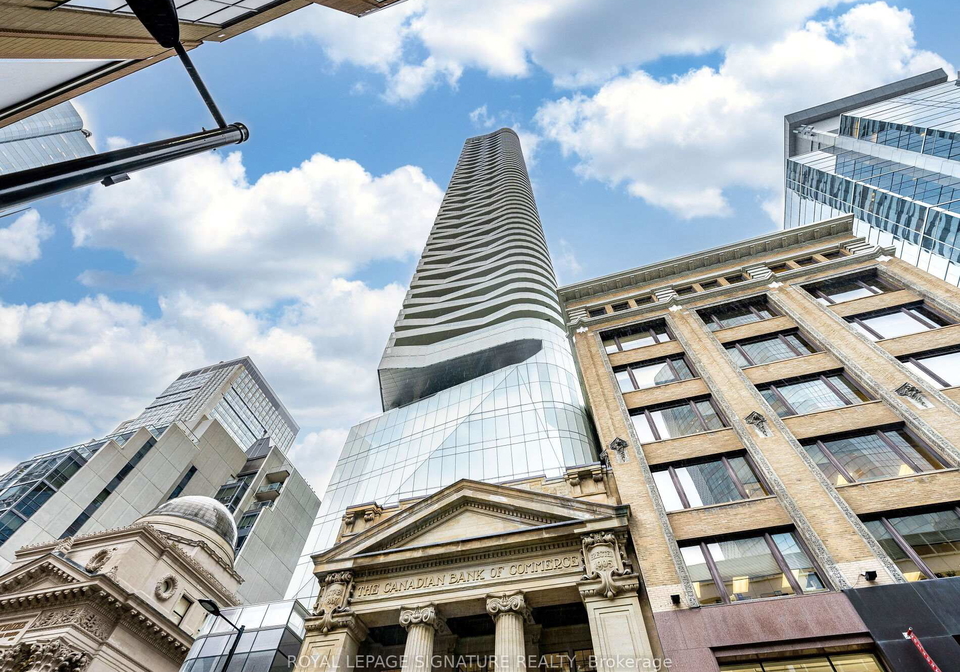 19yonge-street-toronto-ontario-c12501062