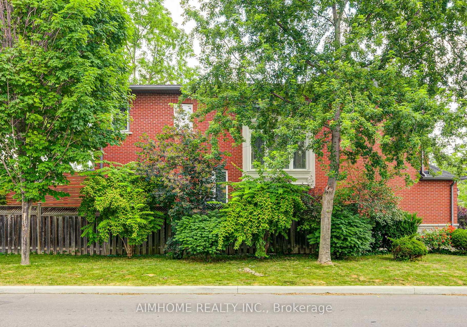 208-florance-avenue-toronto-ontario-c12501232