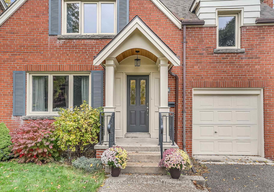 6-armour-boulevard-toronto-ontario-c12501438