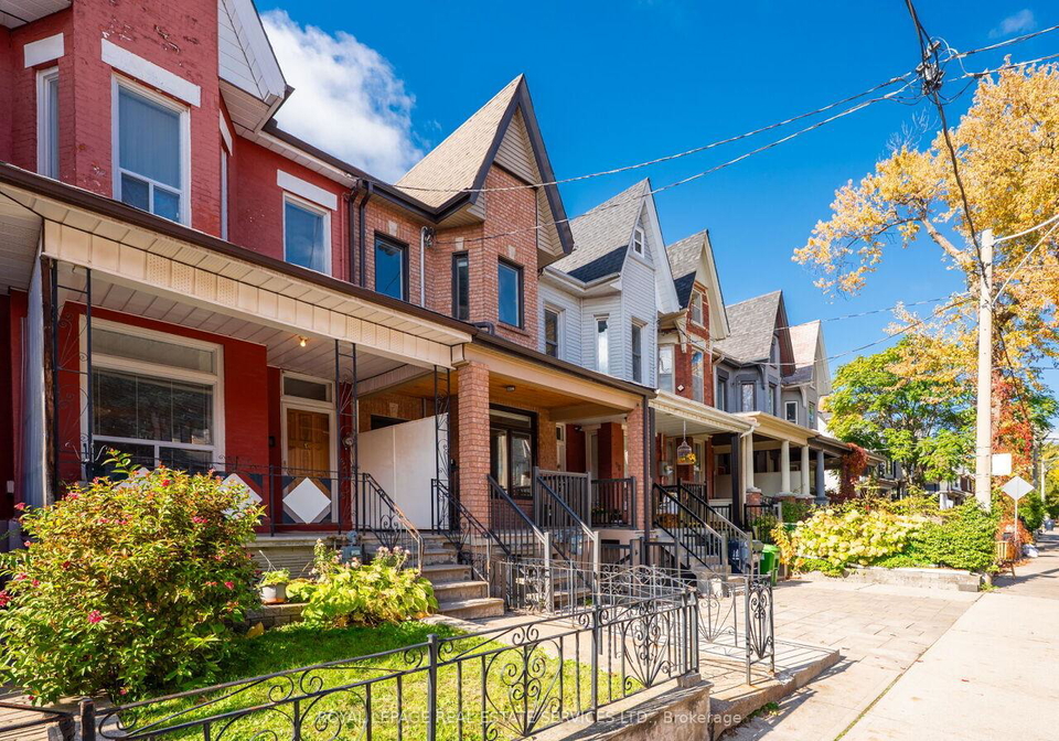 94-montrose-avenue-toronto-ontario-c12501516