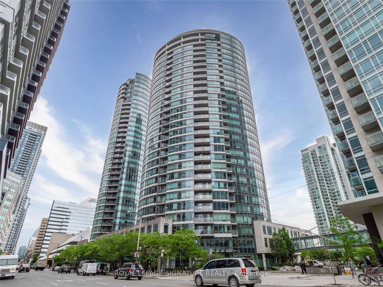373-front-street-w-toronto-ontario-c12502460