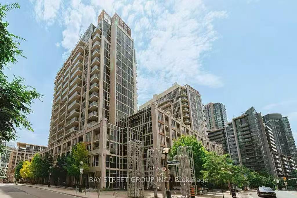 38-grand-magazine-street-toronto-ontario-c12502538