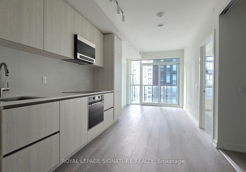 110-broadway-avenue-toronto-ontario-c12502660