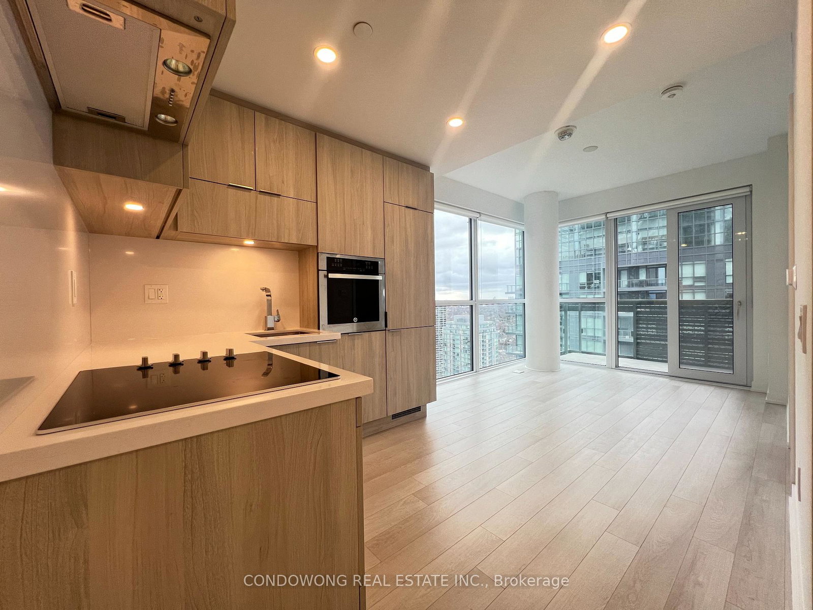 39-roehampton-avenue-toronto-ontario-c12502686