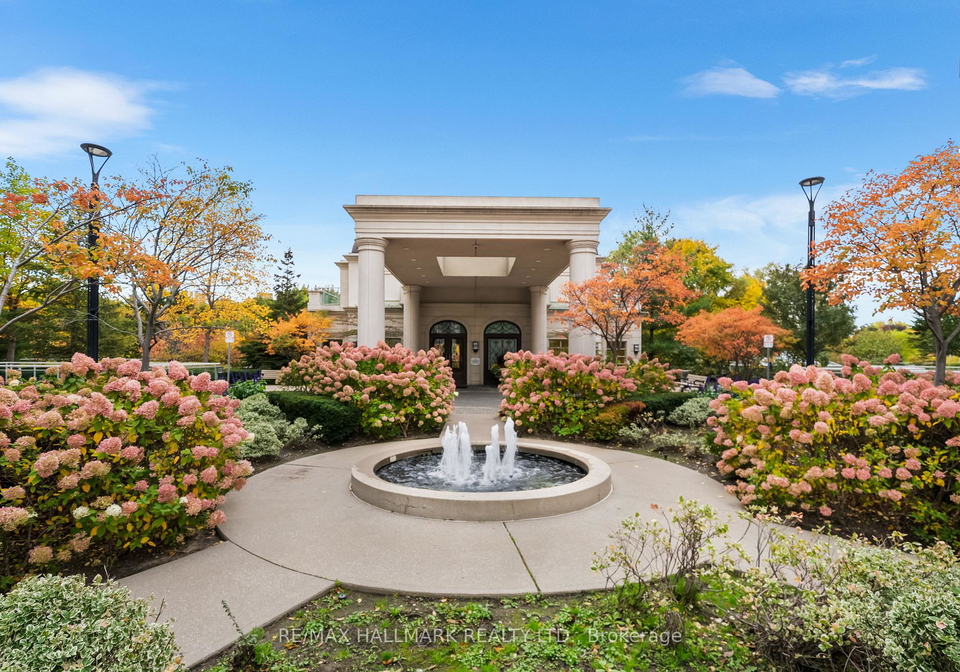 20-bloorview-place-north-york-ontario-c12502696