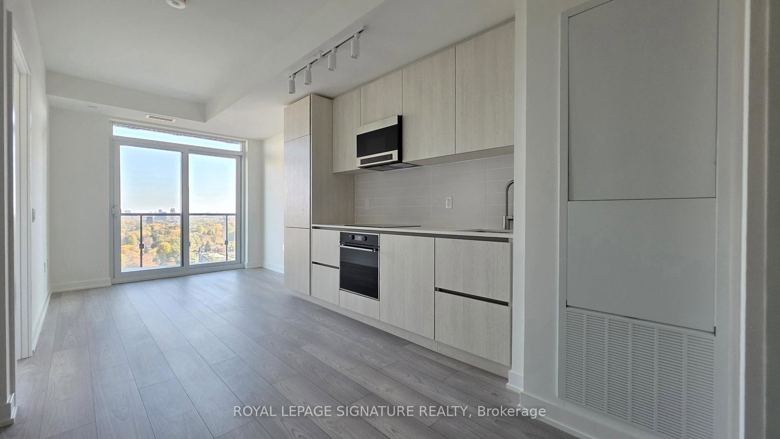 110-broadway-avenue-toronto-ontario-c12502708